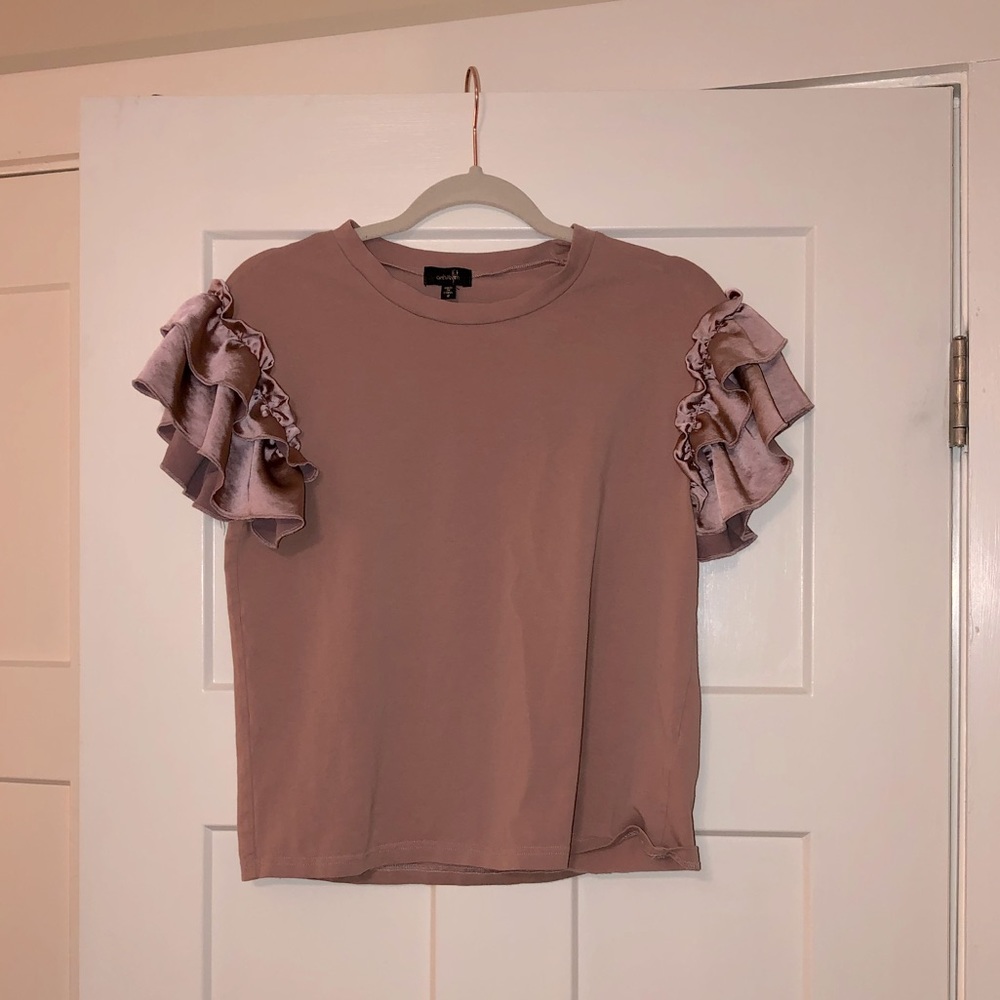 Light pink silky sleeves tee